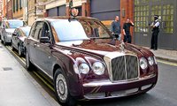 День рождения монарха в Великобритании - королевский авто-кортеж