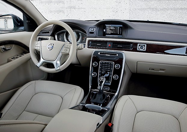 Скрытая мощь скандинавских авто - Volvo S80